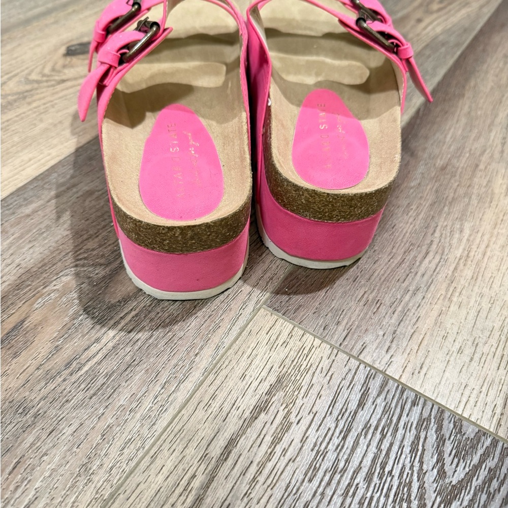 Altrd State Sandals - Picture 7 of 7